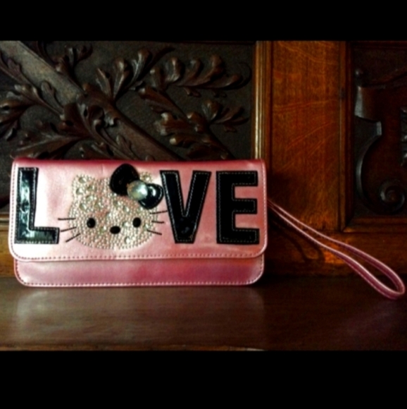 Hello Kitty Loungefly Barbie Pink Metallic Rhinestone Love Wristlet Clutch - Picture 13 of 16